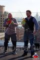 Коуди Камерон и Крис Пирн. На премьере фильма «Облачно... 2: Месть ГМО» в Москве
