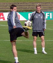 Швайнштайгер (справа) с Арне Фридрихом. 2005
