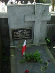 Надгробие на могиле Адама Пилсудского