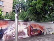 Памятник Фрэнку Заппе. 1995