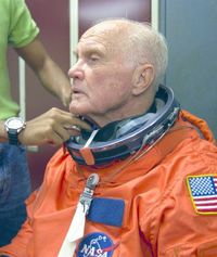 Джон Гленн — самый старый астронавт. Фото NASA.