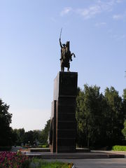 Памятник В. И. Чапаеву в сквере Чапаева в г. Чебоксары