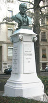 Памятник Тёпферу в Женеве
