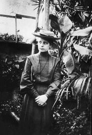 Лиза Мейтнер в 1900 году.