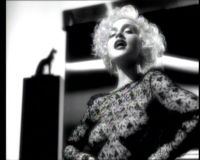 Кадр из клипа Мадонны Vogue