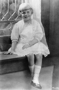 Харлоу в возрасте шести лет (1917)
