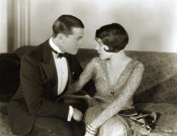 Лила Ли и Ричард Бартелмесс в фильме «Бремя» (1929)