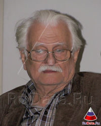 Марлен Хуциев