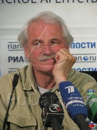 Ян Артюс-Бертран