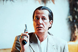 В фильме «Невыносимая жестокость» (2003)