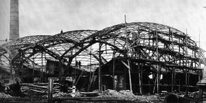 Строительство первой в мире оболочки-перекрытия конструкции В. Г. Шухова на Выксунском металлургическом заводе, Выкса, 1897