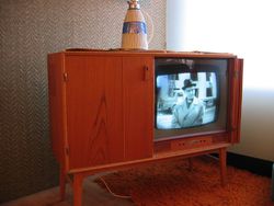 Телевизор 1950-х годов