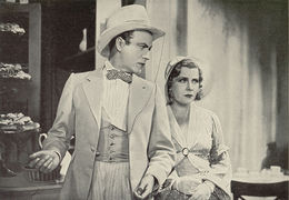 В фильме «Битва вальсов» (1933)