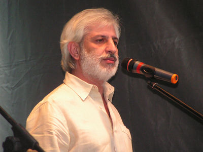 Ефрем Амирамов на концерте в Санкт-Петербурге, 2005